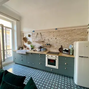 Haussmannien Rue Piétonne Opéra Appartement