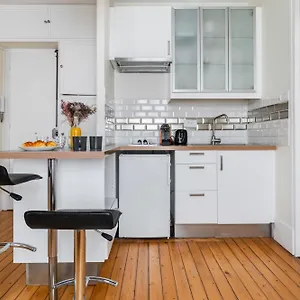Cosy Proche Opera Bastille 11 - Flat-guest , Paris France